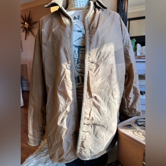 Reversible camel color jacket - Picture 2 of 4